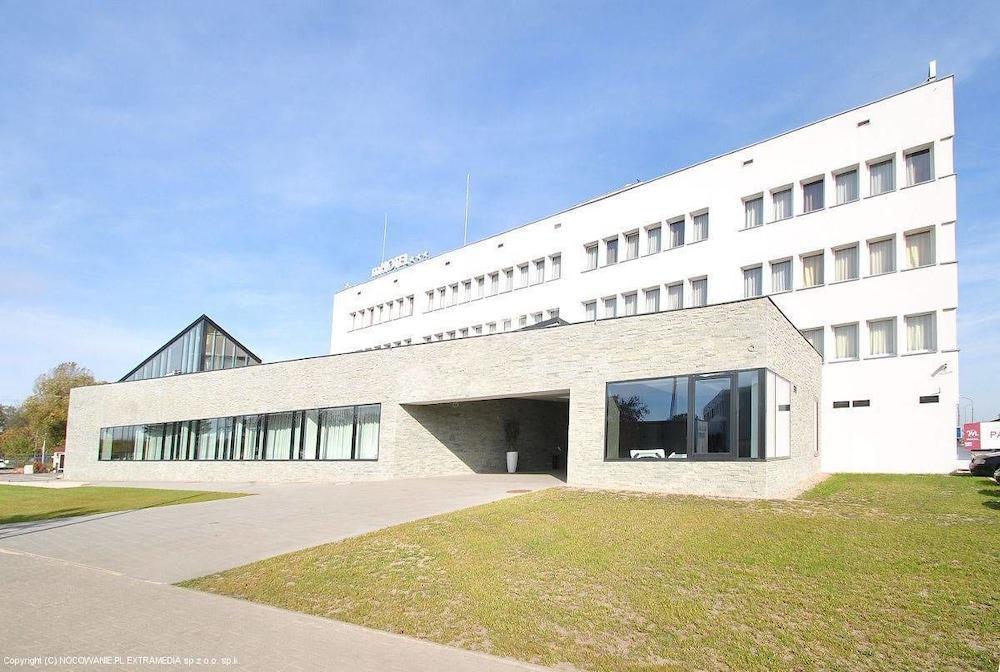 M Hotel Lodz  Luaran gambar