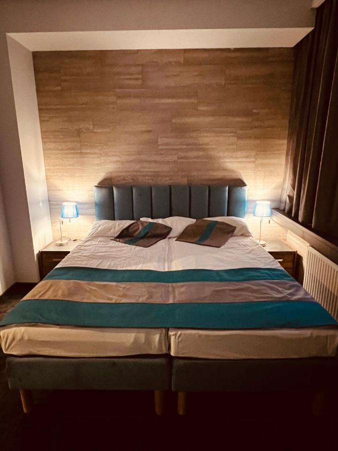 M Hotel Lodz  Luaran gambar
