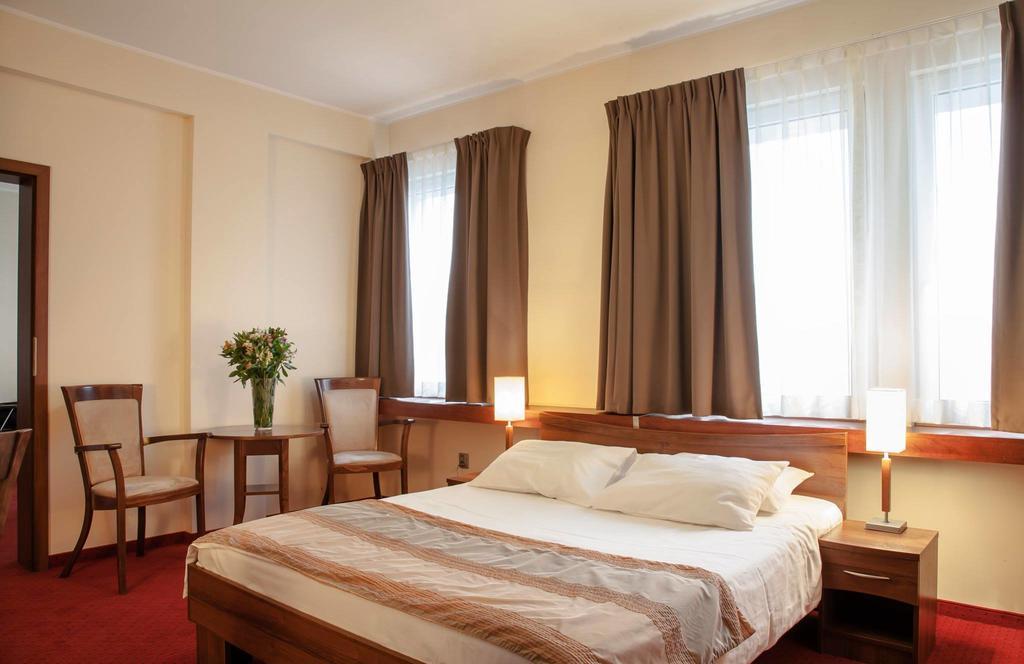 M Hotel Lodz  Luaran gambar