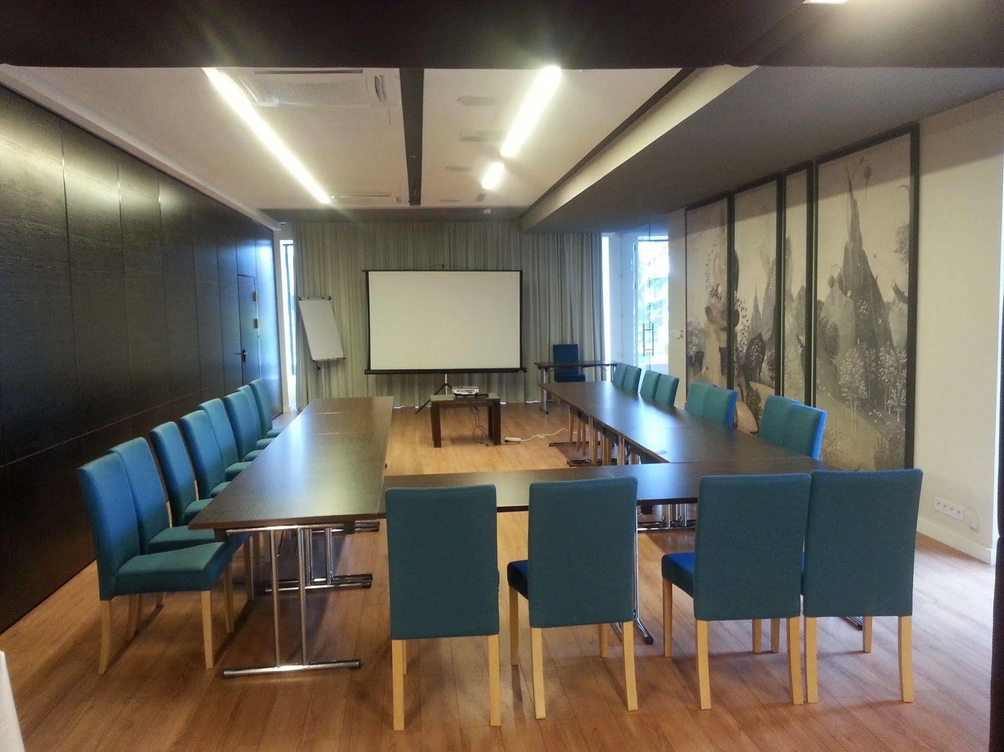 M Hotel Lodz  Luaran gambar