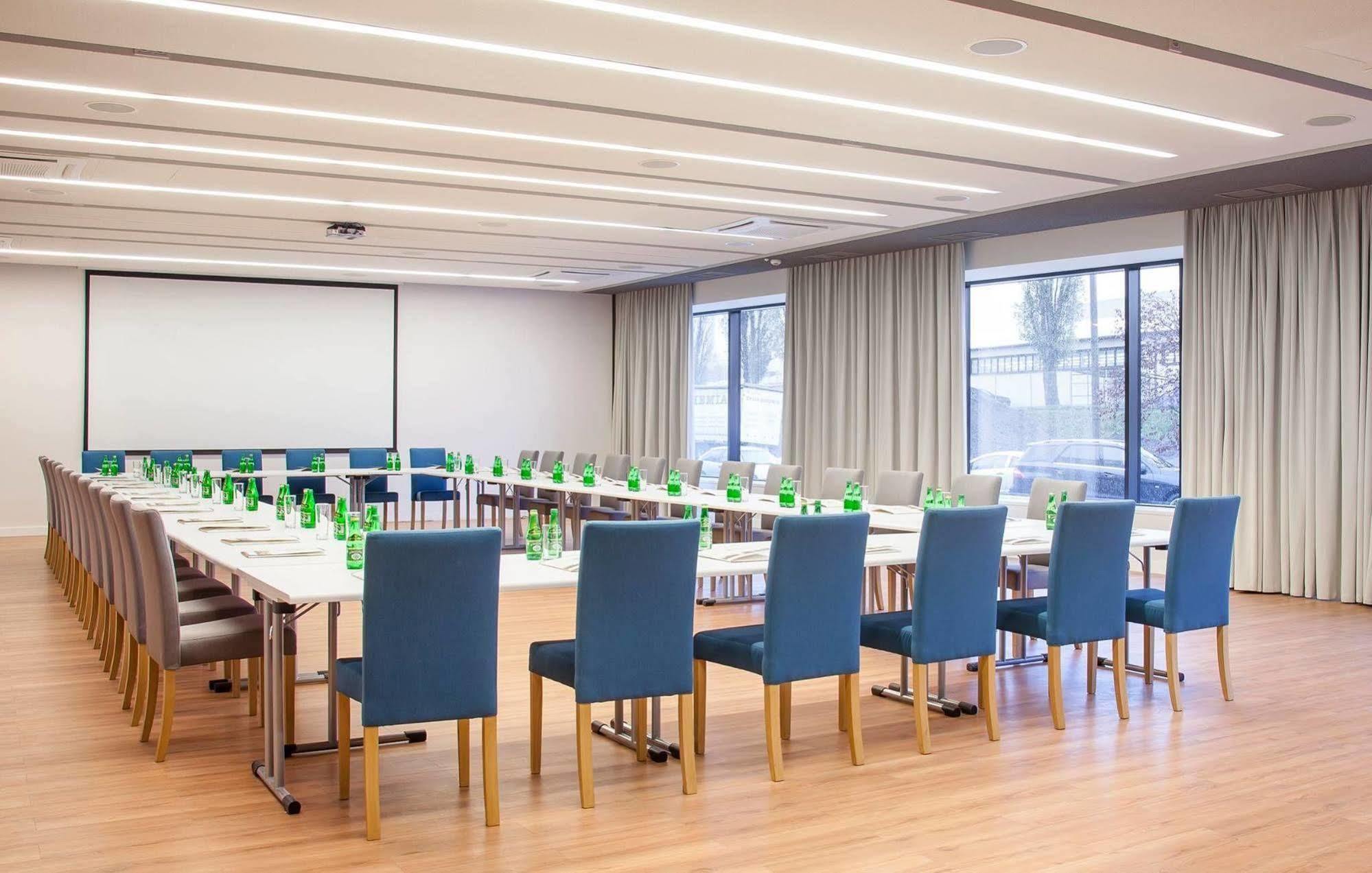 M Hotel Lodz  Luaran gambar